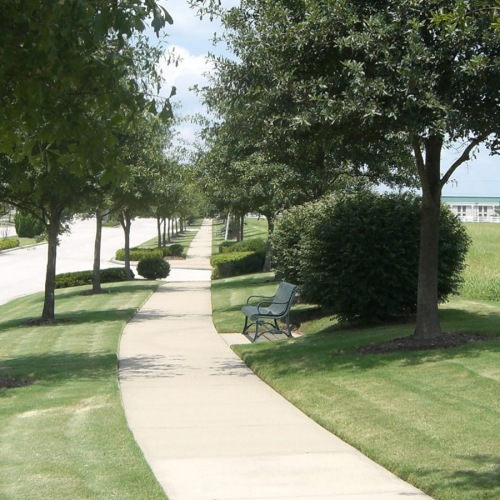downtown park and walkways in Collierville